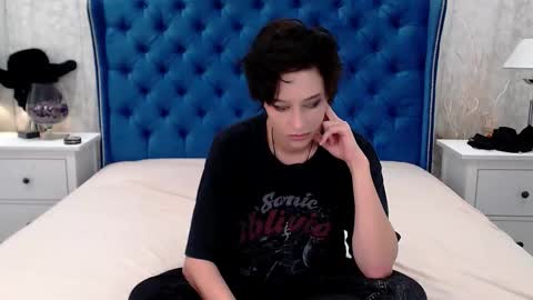 Via online show from 21, 10, 2025