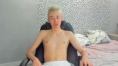 vibemygirl online show from 10, 9, 2025