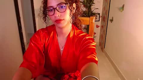 Vicky  online show from 6, 3, 2025