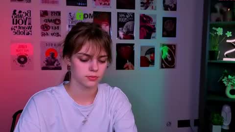 Snapshot of vicky_kim chatting on 7, 7, 2026 vicky_kim online show from 7, 7, 2026