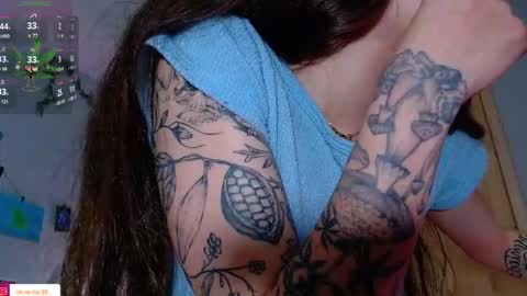 Victoria   online show from 11, 10, 2025