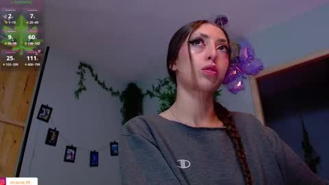 Victoria   online show from 16, 12, 2025