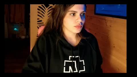 vickyvalencia2 online show from 16, 3, 2026