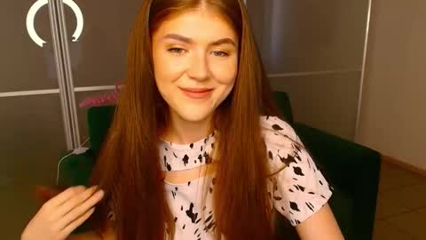 Snapshot of victiriadax chatting on 14, 9, 2025 Victoria online show from 14, 9, 2025