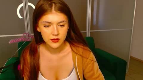 Snapshot of victiriadax chatting on 20, 9, 2025 Victoria online show from 20, 9, 2025