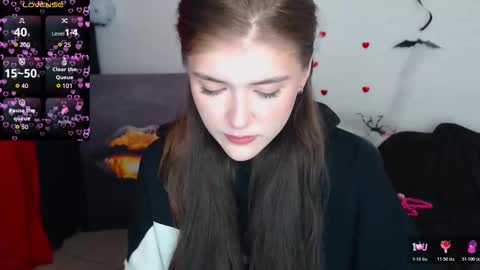 Snapshot of victiriadax chatting on 15, 11, 2025 Victoria online show from 15, 11, 2025