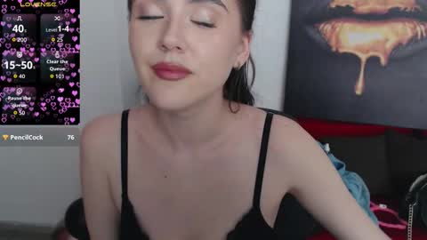 Snapshot of victiriadax chatting on 5, 12, 2025 Victoria online show from 5, 12, 2025