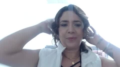 Hi guys   Im victoria  Be the one who can control me in PVT online show from 10, 6, 2026