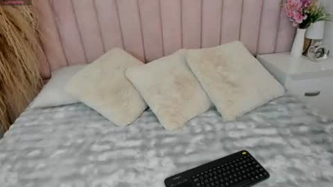 victoria__lee_ online show from 29, 7, 2026