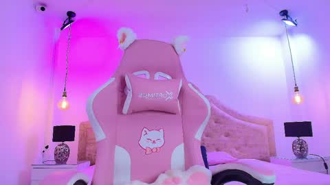 Snapshot of victoria_adams14 chatting on 3, 5, 2026 Victoria for you online show from 3, 5, 2026