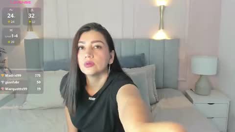 victoria  online show from 18, 6, 2026