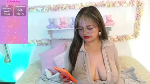 victoria_cherry_ online show from 29, 9, 2025