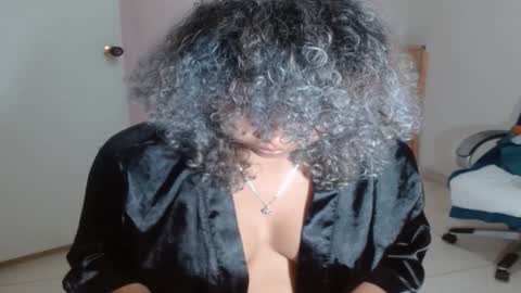 Snapshot of victoria_miler chatting on 31, 1, 2025 VICKY online show from 31, 1, 2025