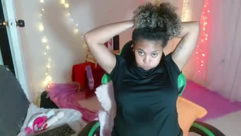 Snapshot of victoria_miler chatting on 19, 2, 2026 VICKY online show from 19, 2, 2026