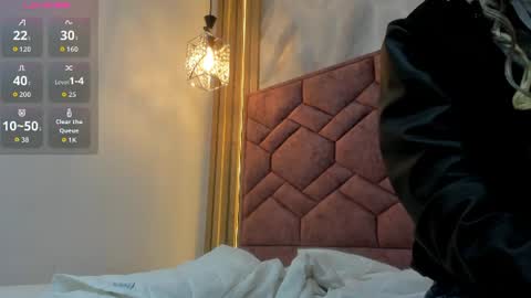 Vicky  online show from 17, 7, 2026