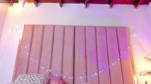 VICTORIA online show from 22, 1, 2025