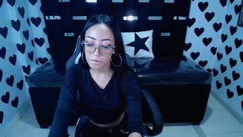 Victoria  online show from 12, 2, 2025