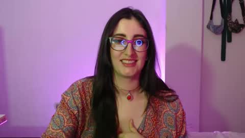 Victoria online show from 15, 9, 2025