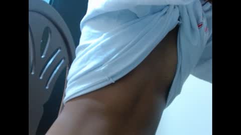 Snapshot of victoria_salas1 chatting on 11, 3, 2025 victoria online show from 11, 3, 2025