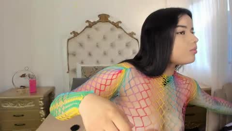 victoria  online show from 9, 4, 2026