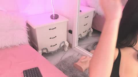 victoria_watsson online show from 13, 12, 2024