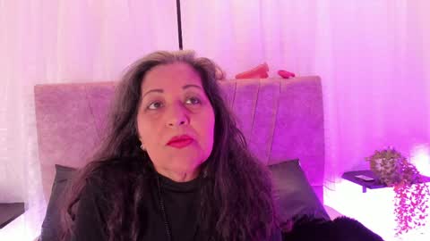 victoriaa_anderson_ online show from 27, 4, 2026