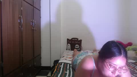 Victoria Silva online show from 22, 5, 2026