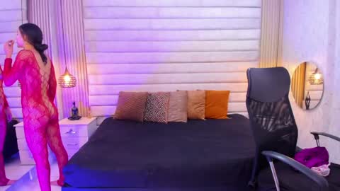 victoriaablair online show from 22, 4, 2026