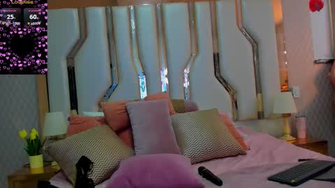 victoriaarousse online show from 15, 2, 2026