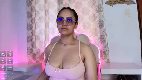 Snapshot of victoriablack_ chatting on 6, 3, 2025 Victoria online show from 6, 3, 2025