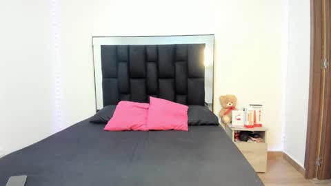 VICTORIA online show from 26, 2, 2025