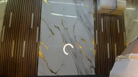 Victoria  online show from 24, 4, 2026