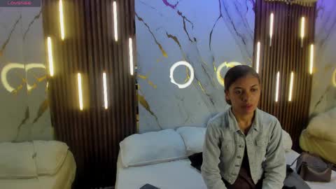 Victoria  online show from 26, 4, 2026