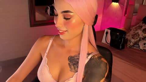 VICTORIA online show from 30, 1, 2025