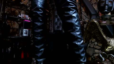 Victoria Heller online show from 22, 1, 2025