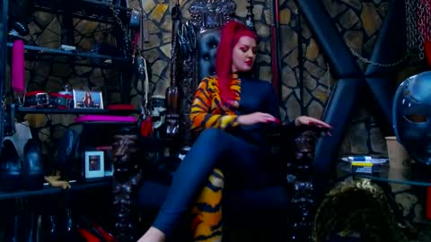 Victoria Heller online show from 29, 1, 2025