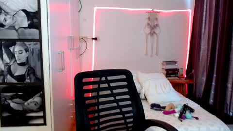 victoriahispanic online show from 9, 1, 2025