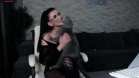 Snapshot of victoriamazze chatting on 30, 1, 2025 Victoria online show from 30, 1, 2025