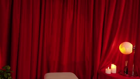 VictoriaNova online show from 22, 4, 2026