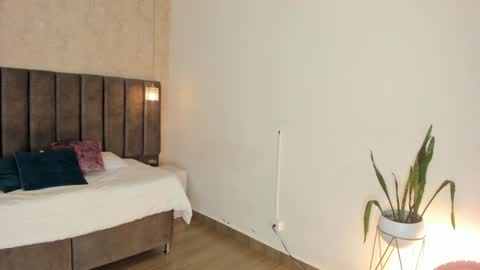 Maria Victoria online show from 10, 1, 2025