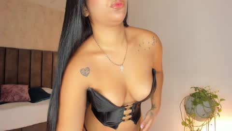 Maria Victoria online show from 18, 1, 2025