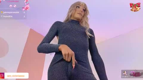 Snapshot of victoriaross1 chatting on 21, 11, 2025 VictoriaRoss online show from 21, 11, 2025