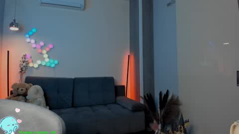 Snapshot of victorias_world chatting on 13, 12, 2024 Viktoria online show from 13, 12, 2024