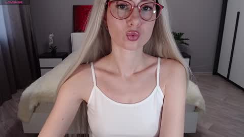 VictoriaTiger online show from 20, 1, 2025