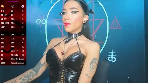 Victoria Vampire online show from 13, 11, 2025