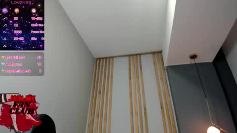 Snapshot of victoriia_vixen chatting on 16, 11, 2025 Victoria Vixen online show from 16, 11, 2025