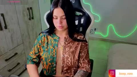 V  I C  T O R I A  online show from 13, 3, 2026