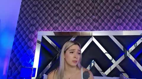 victtoria lee online show from 20, 11, 2025