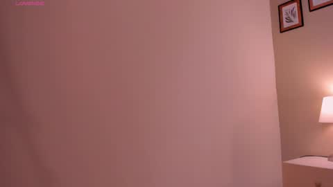 Victoria  online show from 30, 9, 2025