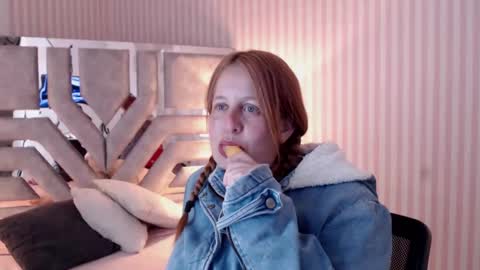 Violeta online show from 25, 1, 2025